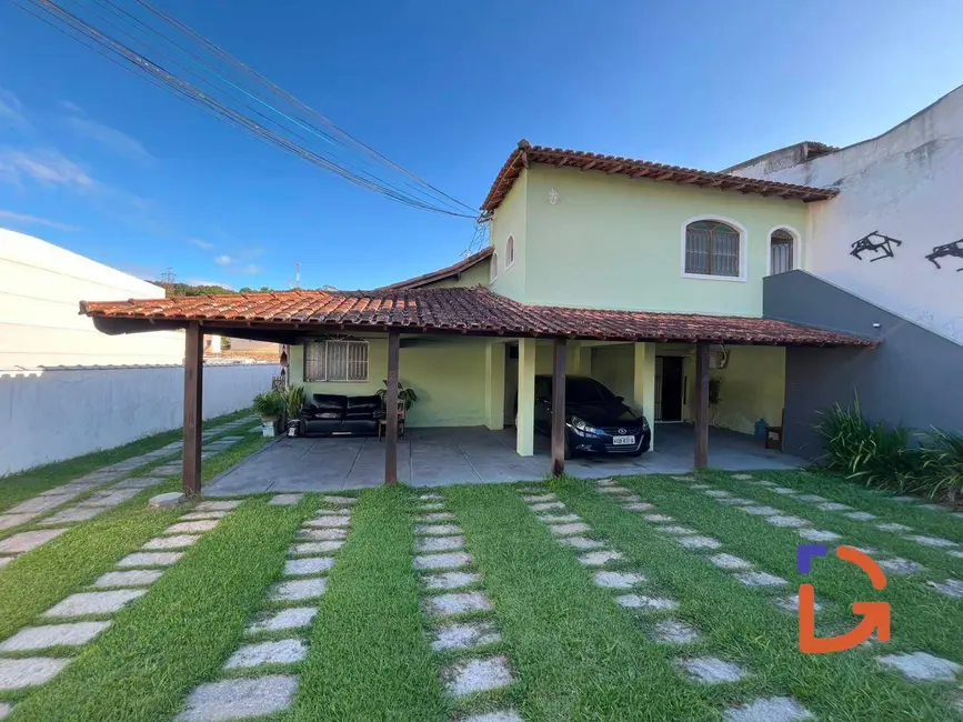 Foto 1 de Casa com 3 quartos à venda, 560m2 em Costazul, Rio Das Ostras - RJ