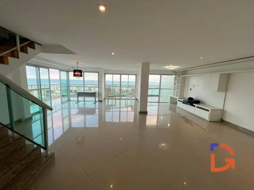 Cobertura com 3 quartos à venda e para alugar, 300m2 em Granja dos Cavaleiros, Macae - RJ - imagem 2 Foto 2 de Cobertura com 3 quartos à venda e para alugar, 300m2 em Granja dos Cavaleiros, Macae - RJ
