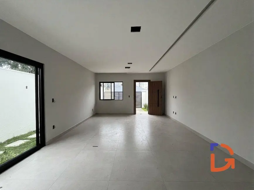 Casa com 4 quartos à venda e para alugar, 184m2 em Costazul, Rio Das Ostras - RJ - imagem 4 Foto 4 de Casa com 4 quartos à venda e para alugar, 184m2 em Costazul, Rio Das Ostras - RJ