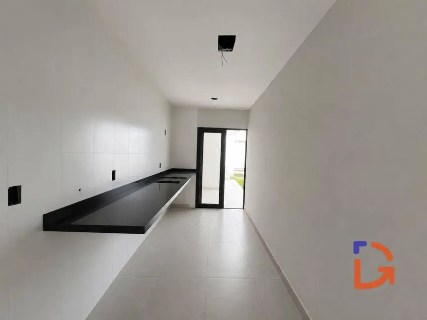 Casa com 4 quartos à venda e para alugar, 184m2 em Costazul, Rio Das Ostras - RJ - imagem 7 Foto 7 de Casa com 4 quartos à venda e para alugar, 184m2 em Costazul, Rio Das Ostras - RJ