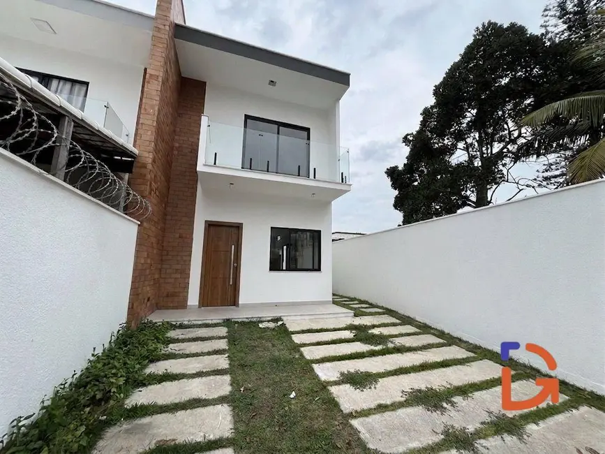 Casa com 4 quartos à venda e para alugar, 184m2 em Costazul, Rio Das Ostras - RJ - imagem 1 Foto 1 de Casa com 4 quartos à venda e para alugar, 184m2 em Costazul, Rio Das Ostras - RJ