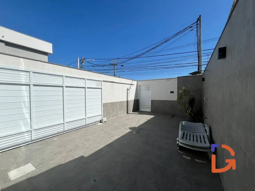Casa com 2 quartos à venda, 67m2 em Rio Das Ostras - RJ - imagem 3 Foto 3 de Casa com 2 quartos à venda, 67m2 em Rio Das Ostras - RJ