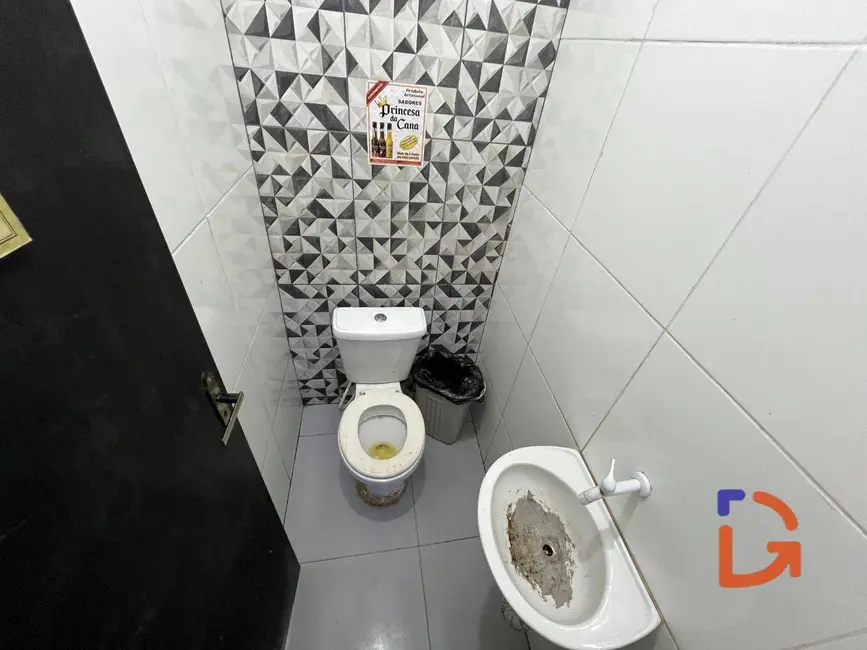 Foto 8 de Loja à venda, 112m2 em Centro, Rio Das Ostras - RJ