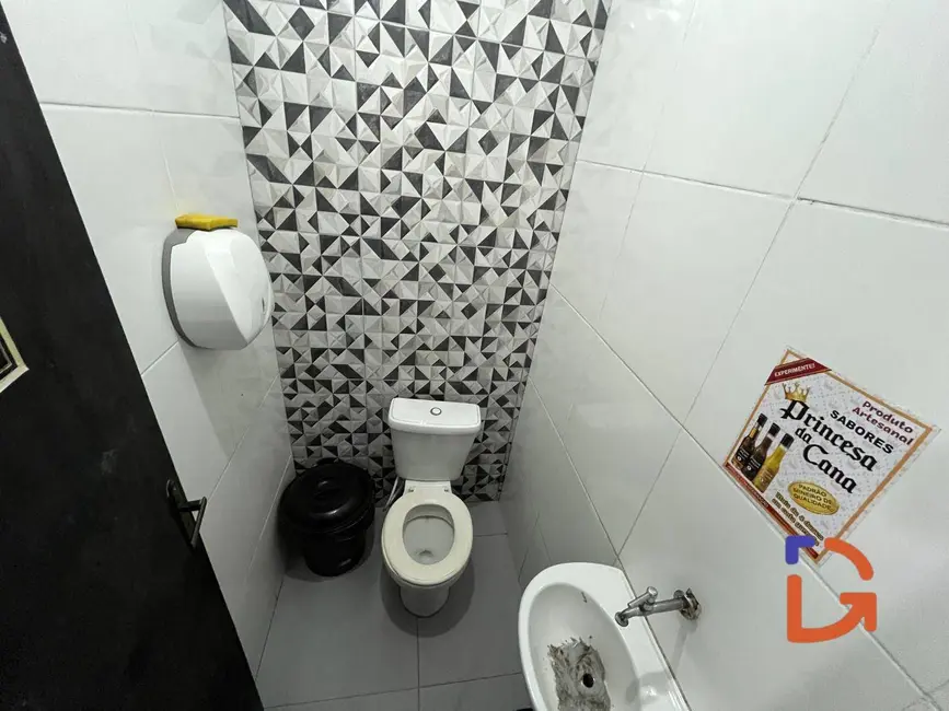 Foto 7 de Loja à venda, 112m2 em Centro, Rio Das Ostras - RJ