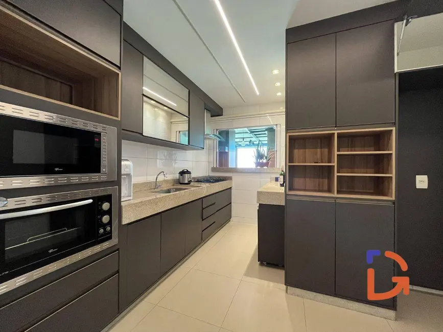 Apartamento com 3 quartos para alugar, 154m2 em Costazul, Rio Das Ostras - RJ - imagem 3 Foto 3 de Apartamento com 3 quartos para alugar, 154m2 em Costazul, Rio Das Ostras - RJ