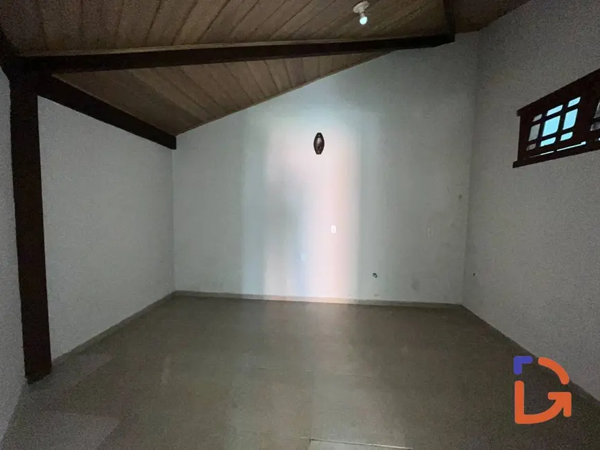 Foto 6 de Casa para alugar, 65m2 em Extensão do Bosque, Rio Das Ostras - RJ