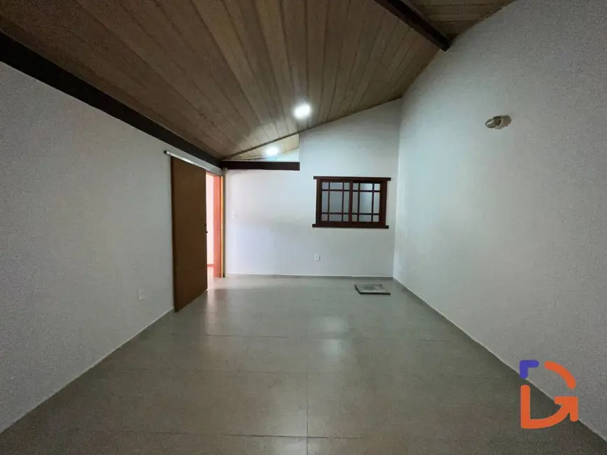 Foto 9 de Casa para alugar, 65m2 em Extensão do Bosque, Rio Das Ostras - RJ