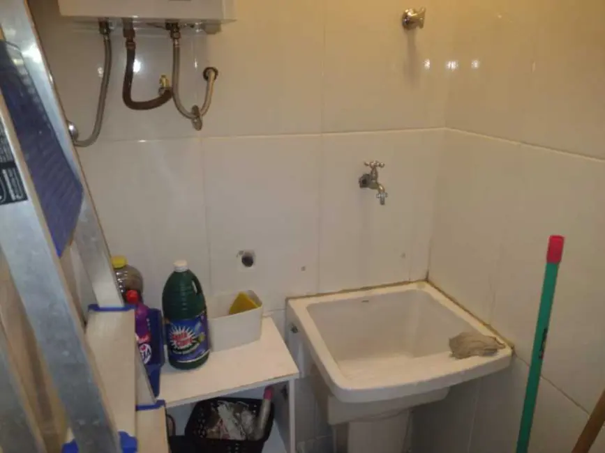 Apartamento com 5 quartos à venda, 220m2 em Rio De Janeiro - RJ - imagem 9 Foto 9 de Apartamento com 5 quartos à venda, 220m2 em Rio De Janeiro - RJ