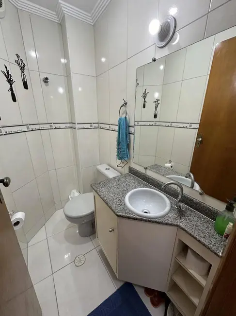 Apartamento com 3 quartos à venda, 133m2 em Aviação, Praia Grande - SP - imagem 7 Foto 7 de Apartamento com 3 quartos à venda, 133m2 em Aviação, Praia Grande - SP