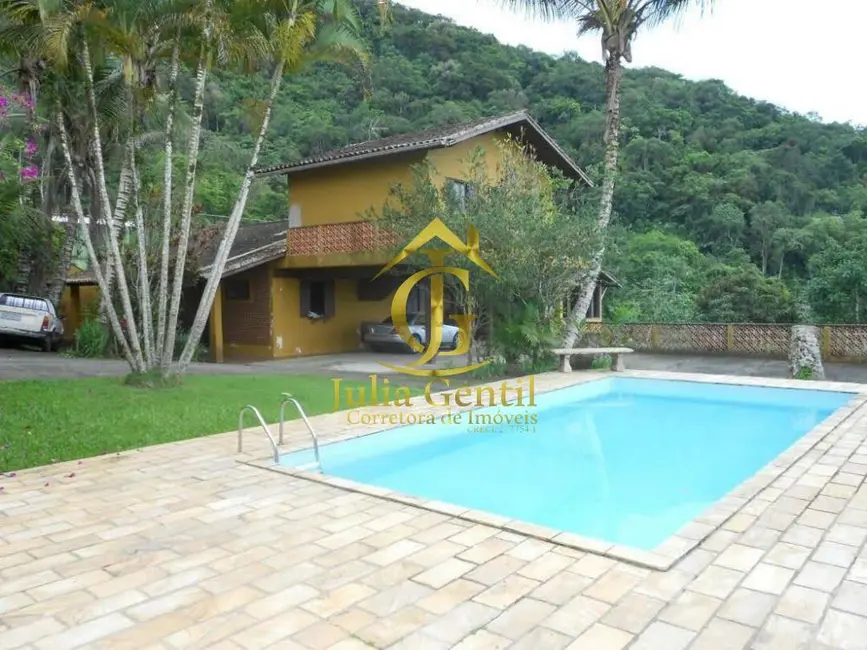 Foto 1 de Sobrado com 5 quartos à venda, 300m2 em Ubatuba - SP