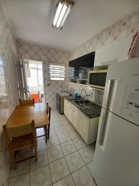 Apartamento com 2 quartos à venda em Guilhermina, Praia Grande - SP - imagem 5 Foto 5 de Apartamento com 2 quartos à venda em Guilhermina, Praia Grande - SP