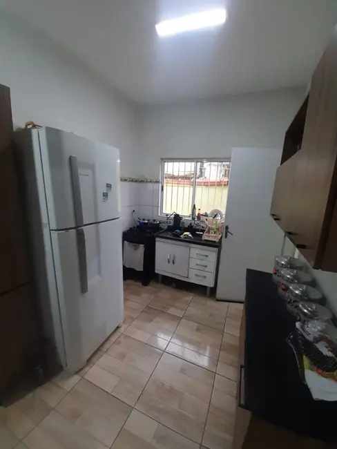 Casa com 3 quartos à venda em Praia Grande - SP - imagem 3 Foto 3 de Casa com 3 quartos à venda em Praia Grande - SP