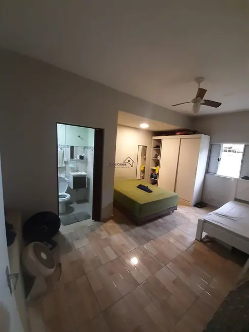 Casa com 3 quartos à venda em Praia Grande - SP - imagem 8 Foto 8 de Casa com 3 quartos à venda em Praia Grande - SP