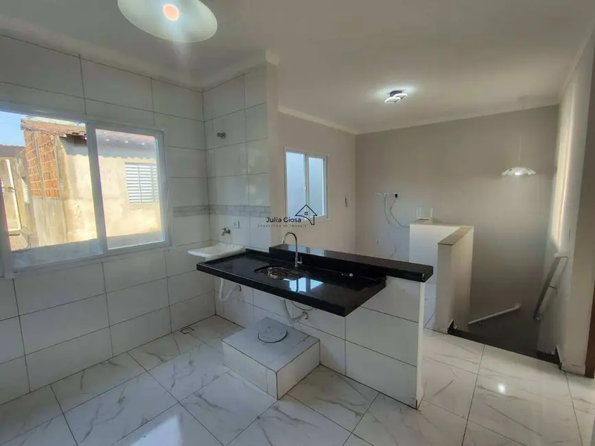 Foto 4 de Casa de Condomínio com 2 quartos à venda, 46m2 em Praia Grande - SP