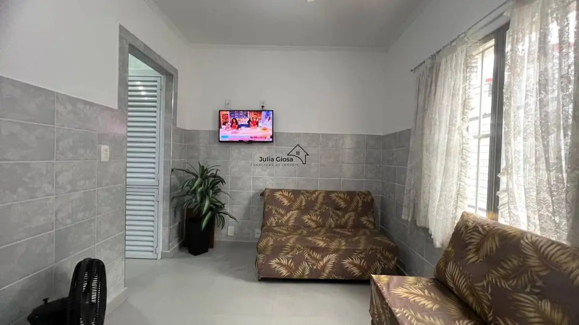 Foto 2 de Kitnet à venda, 28m2 em Guilhermina, Praia Grande - SP