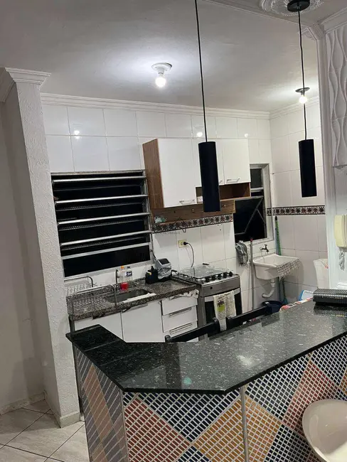 Foto 4 de Apartamento com 1 quarto para alugar, 34m2 em Aviação, Praia Grande - SP