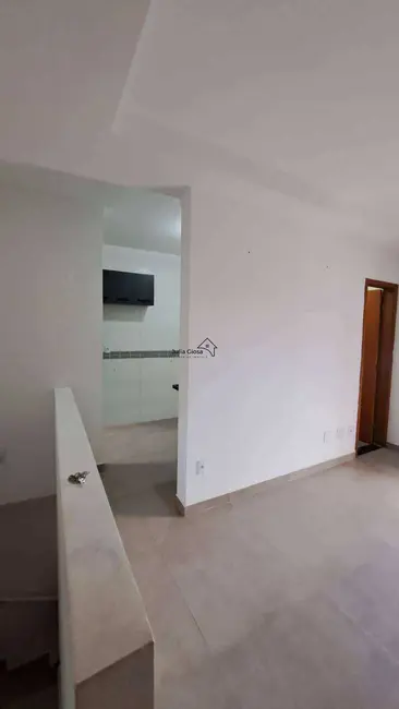 Foto 5 de Casa de Condomínio com 2 quartos para alugar em Melvi, Praia Grande - SP