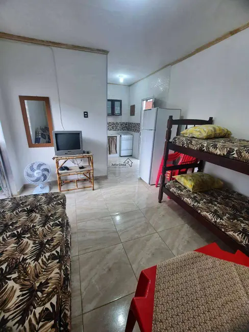 Foto 4 de Kitnet à venda, 25m2 em Guilhermina, Praia Grande - SP