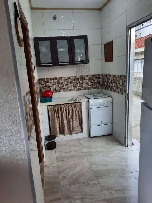 Foto 2 de Kitnet à venda, 25m2 em Guilhermina, Praia Grande - SP