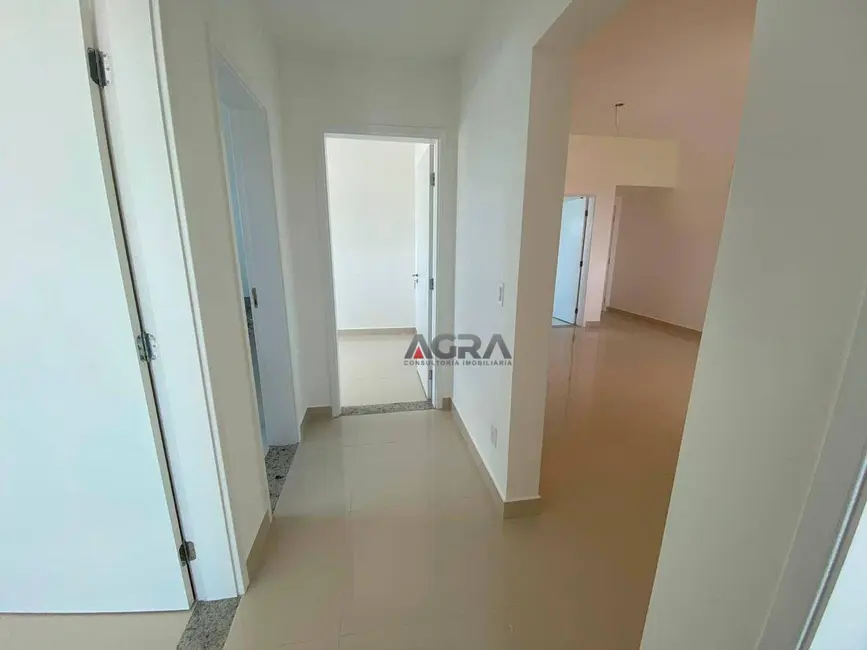 Foto 3 de Apartamento com 3 quartos à venda, 90m2 em Candeias, Vitoria Da Conquista - BA