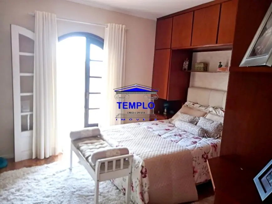 Foto 8 de Casa com 3 quartos à venda, 198m2 em Vila Pedra Branca, São Paulo - SP