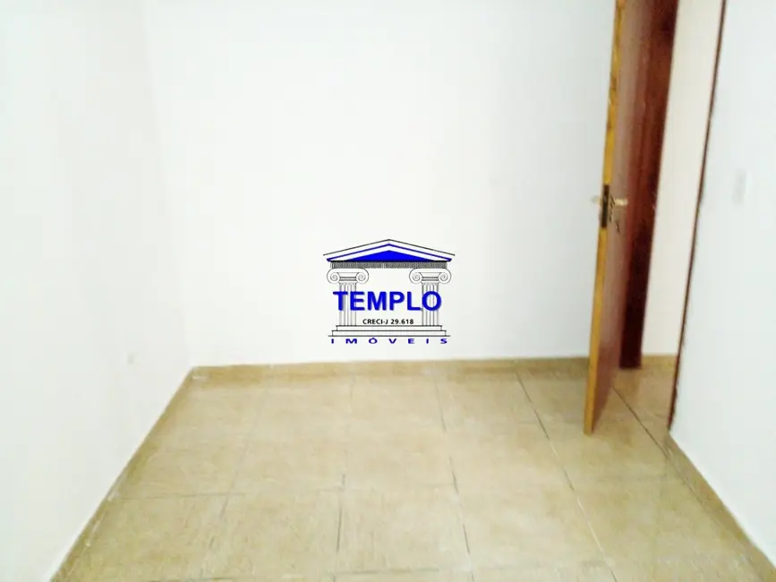 Foto 8 de Casa com 3 quartos à venda, 80m2 em Vila Serralheiro, São Paulo - SP