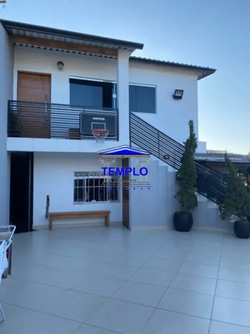 Foto 2 de Casa com 6 quartos à venda, 300m2 em Vila Itaberaba, São Paulo - SP