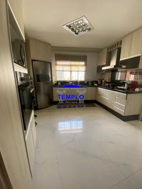 Foto 7 de Casa com 6 quartos à venda, 300m2 em Vila Itaberaba, São Paulo - SP