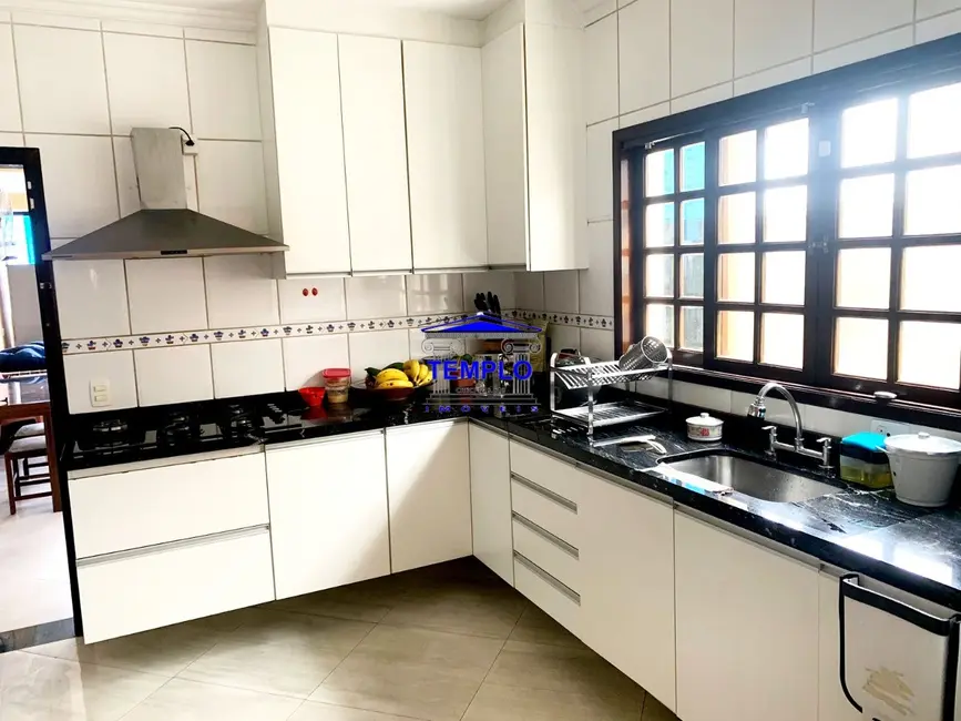 Casa com 4 quartos à venda, 420m2 em Itaberaba, São Paulo - SP - imagem 8 Foto 8 de Casa com 4 quartos à venda, 420m2 em Itaberaba, São Paulo - SP