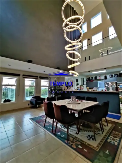 Casa de Condomínio com 6 quartos à venda, 420m2 em Mairinque - SP - imagem 5 Foto 5 de Casa de Condomínio com 6 quartos à venda, 420m2 em Mairinque - SP