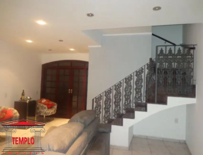 Foto 1 de Casa com 4 quartos à venda, 270m2 em Vila São Vicente, São Paulo - SP