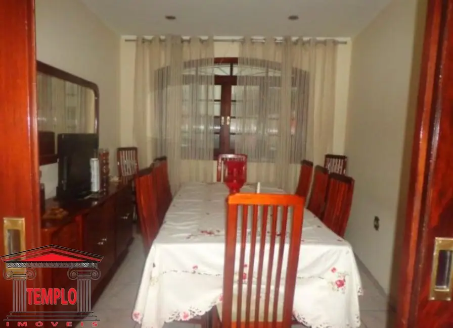 Foto 4 de Casa com 4 quartos à venda, 270m2 em Vila São Vicente, São Paulo - SP