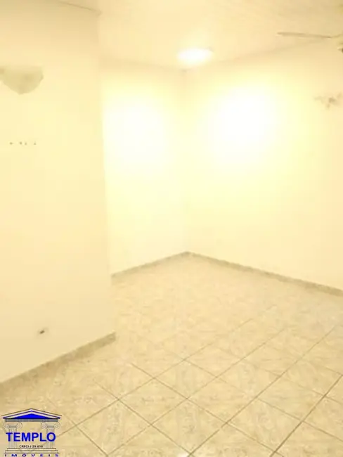 Foto 4 de Casa com 2 quartos para alugar, 80m2 em Vila Pereira Cerca, São Paulo - SP