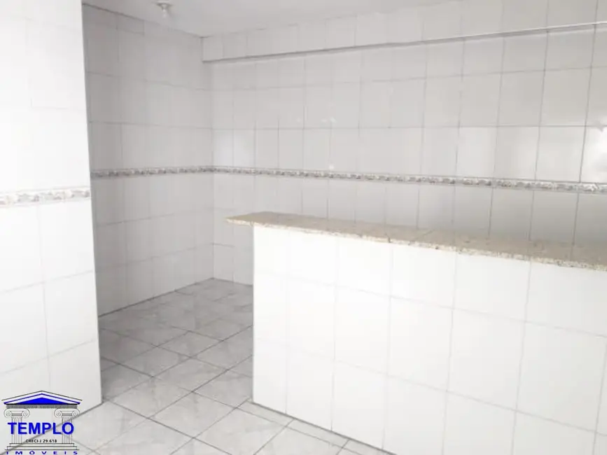 Foto 9 de Casa com 2 quartos para alugar, 80m2 em Vila Pereira Cerca, São Paulo - SP