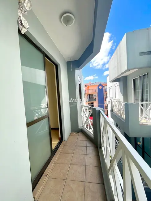 Foto 4 de Apartamento com 3 quartos para alugar, 86m2 em Centro, Santa Maria - RS