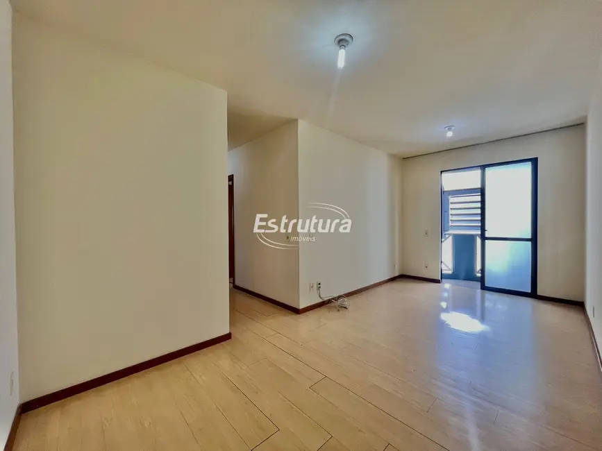 Foto 3 de Apartamento com 3 quartos para alugar, 86m2 em Centro, Santa Maria - RS
