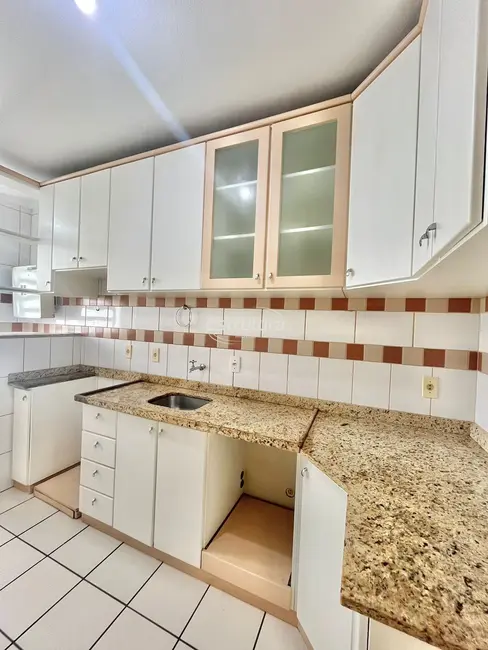 Foto 2 de Apartamento com 3 quartos para alugar, 86m2 em Centro, Santa Maria - RS