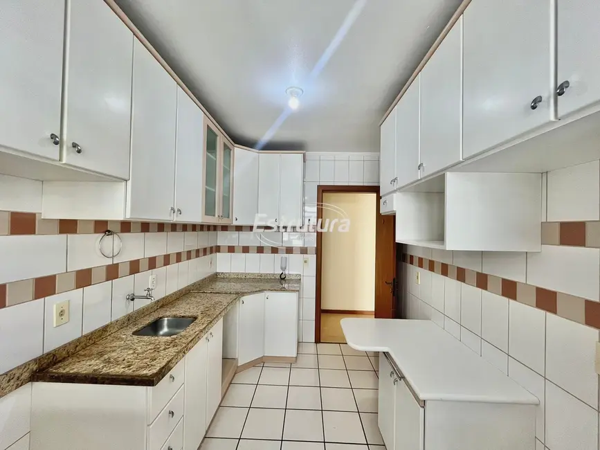 Foto 1 de Apartamento com 3 quartos para alugar, 86m2 em Centro, Santa Maria - RS