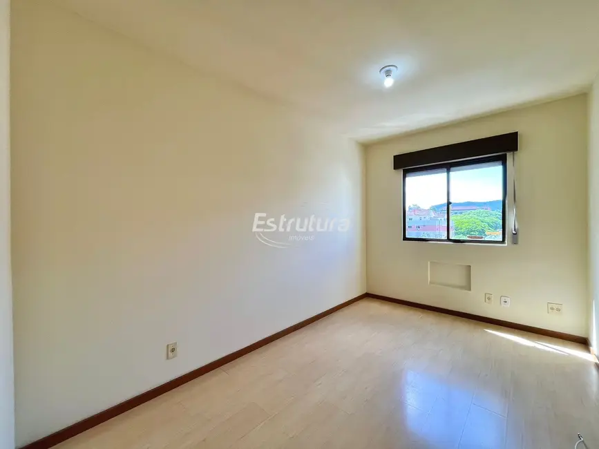Foto 9 de Apartamento com 3 quartos para alugar, 86m2 em Centro, Santa Maria - RS
