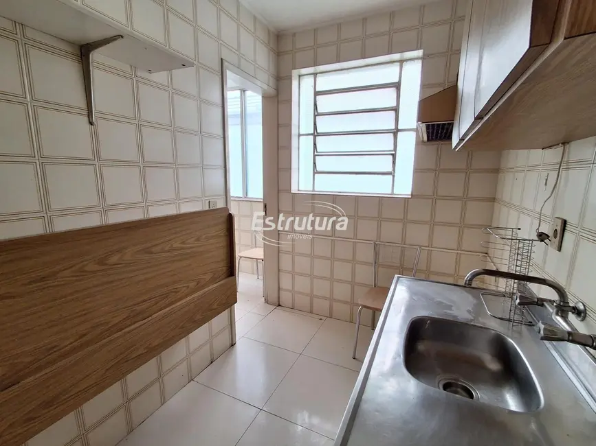 Apartamento com 2 quartos para alugar, 82m2 em Centro, Santa Maria - RS - imagem 8 Foto 8 de Apartamento com 2 quartos para alugar, 82m2 em Centro, Santa Maria - RS