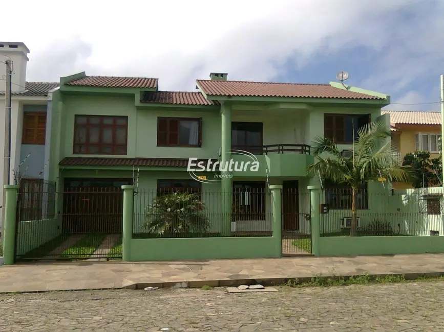 Foto 1 de Casa com 4 quartos à venda, 297m2 em Camobi, Santa Maria - RS