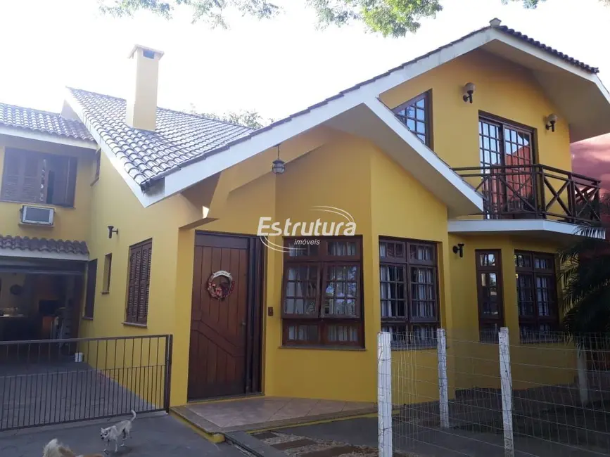 Casa com 4 quartos à venda, 262m2 em Nossa Senhora do Perpétuo Socorro, Santa Maria - RS - imagem 2 Foto 2 de Casa com 4 quartos à venda, 262m2 em Nossa Senhora do Perpétuo Socorro, Santa Maria - RS