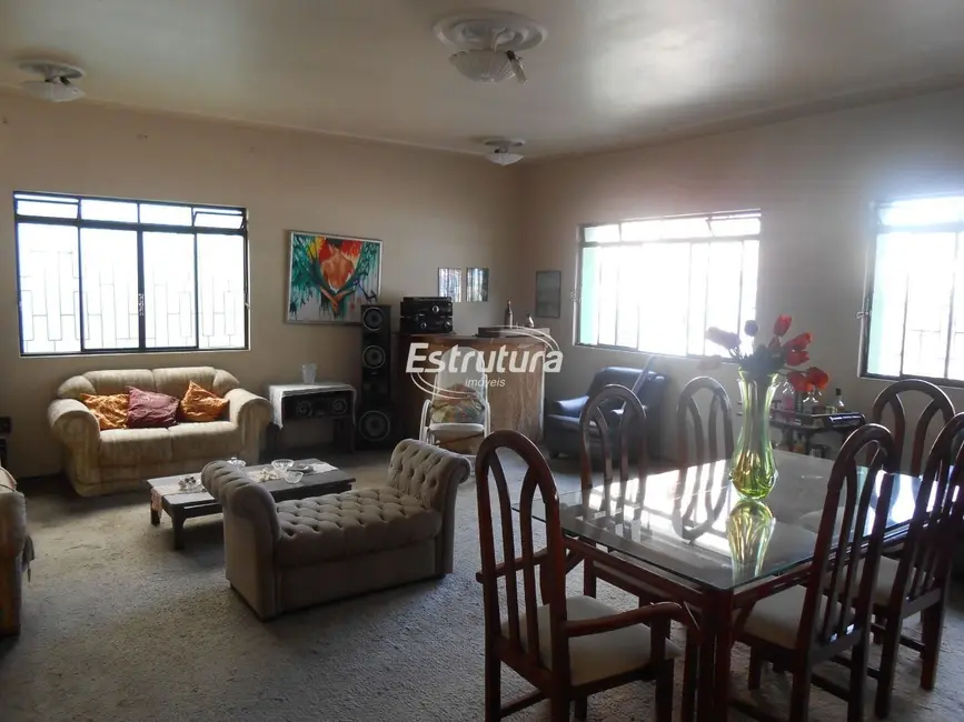 Foto 1 de Casa com 5 quartos à venda, 323m2 em Bonfim, Santa Maria - RS