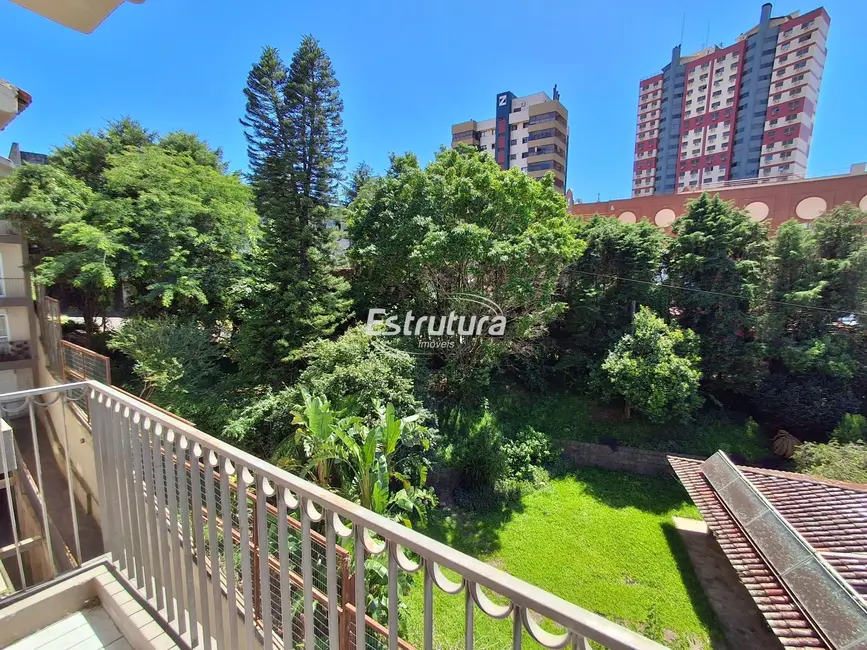 Apartamento com 3 quartos para alugar, 100m2 em Nossa Senhora das Dores, Santa Maria - RS - imagem 4 Foto 4 de Apartamento com 3 quartos para alugar, 100m2 em Nossa Senhora das Dores, Santa Maria - RS