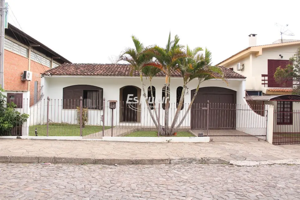 Foto 1 de Casa com 4 quartos à venda, 186m2 em Nossa Senhora de Lourdes, Santa Maria - RS