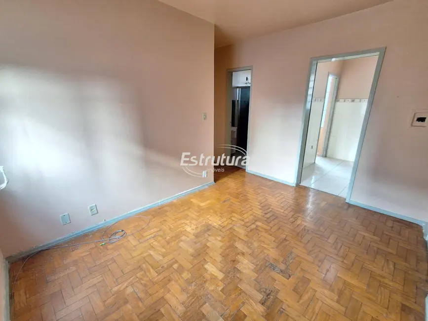 Foto 2 de Apartamento com 3 quartos à venda, 61m2 em Nossa Senhora de Fátima, Santa Maria - RS