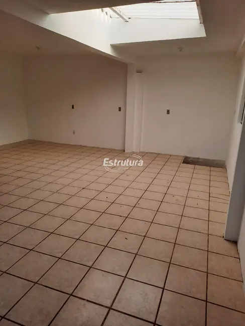 Casa com 3 quartos à venda, 187m2 em Patronato, Santa Maria - RS - imagem 7 Foto 7 de Casa com 3 quartos à venda, 187m2 em Patronato, Santa Maria - RS