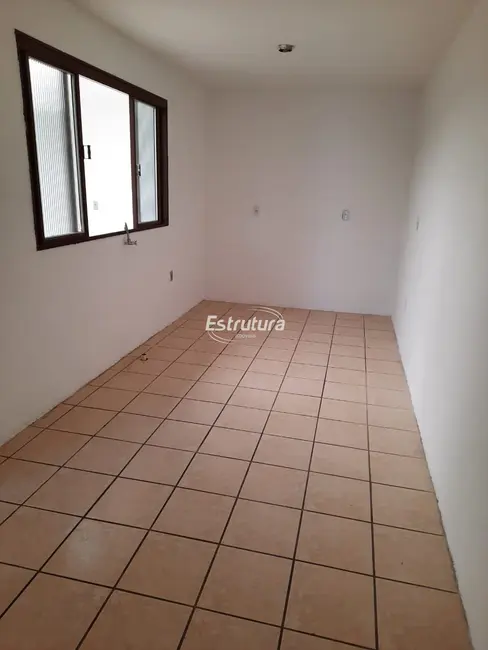 Casa com 3 quartos à venda, 187m2 em Patronato, Santa Maria - RS - imagem 8 Foto 8 de Casa com 3 quartos à venda, 187m2 em Patronato, Santa Maria - RS