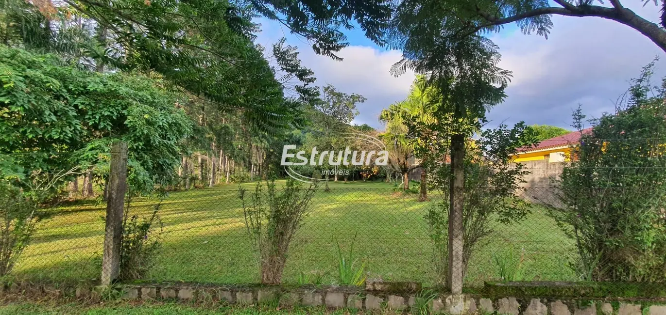 Foto 1 de Terreno / Lote à venda, 1400m2 em Chácara das Flores, Santa Maria - RS
