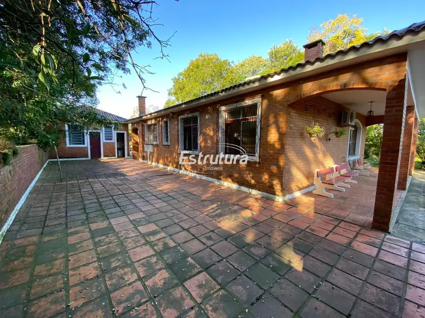 Foto 3 de Casa com 3 quartos para alugar, 200m2 em Centro, Itaara - RS